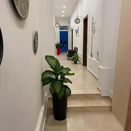 Clock House Apartment
