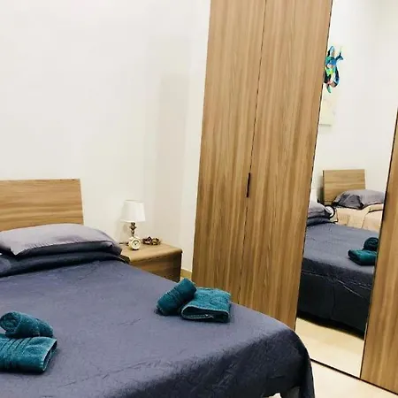Clock House Apartamento